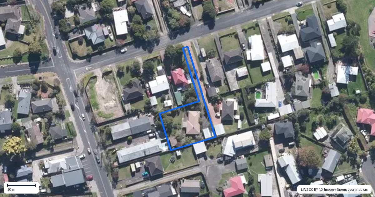 Property context map for 9 Kaikoura Street, Henderson, Auckland