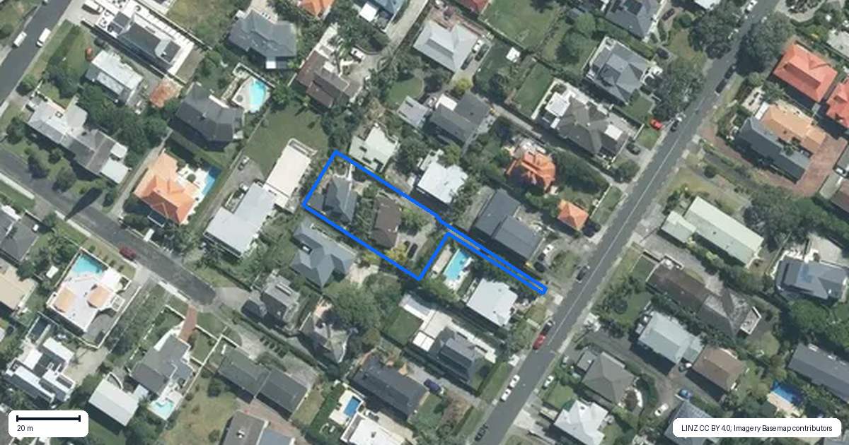 Property context map for 20B Hauraki Road, Hauraki, Auckland