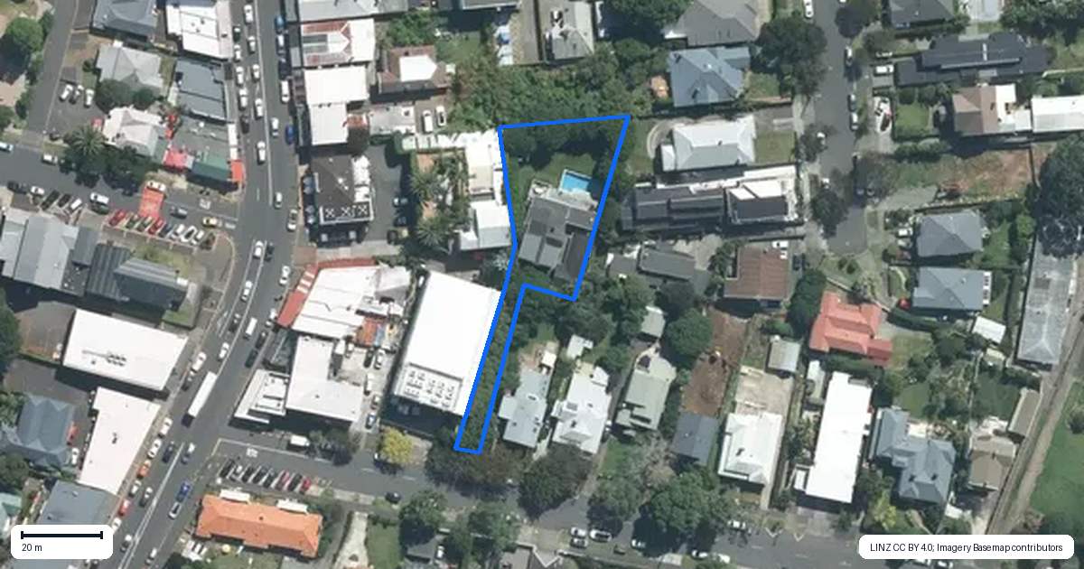 Property context map for 2A Poronui Street, Mount Eden, Auckland