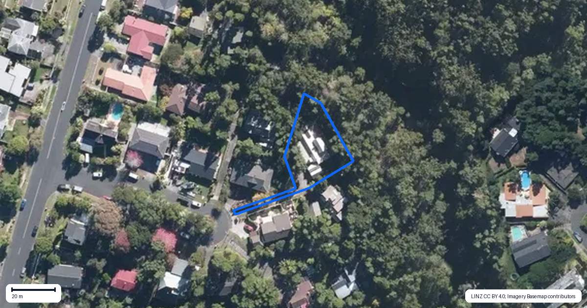 Property context map for 14 Fitzpatrick Place, Chatswood, Auckland