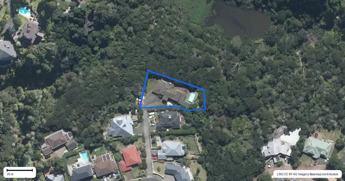 Property context map for 38 Ravenstone Place, Chatswood, Auckland