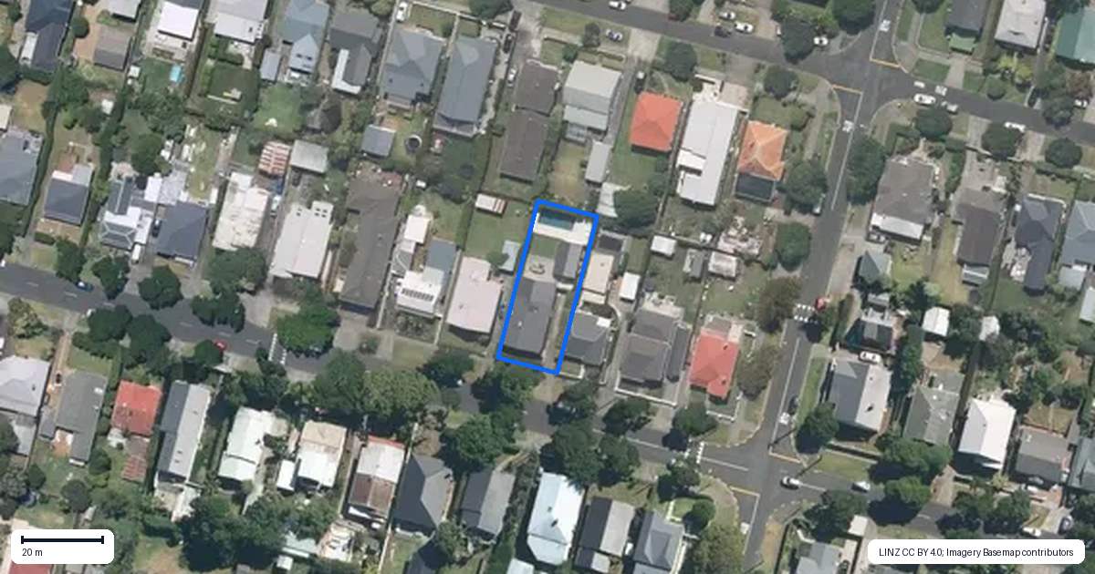 Property context map for 22 Halesowen Avenue, Sandringham, Auckland