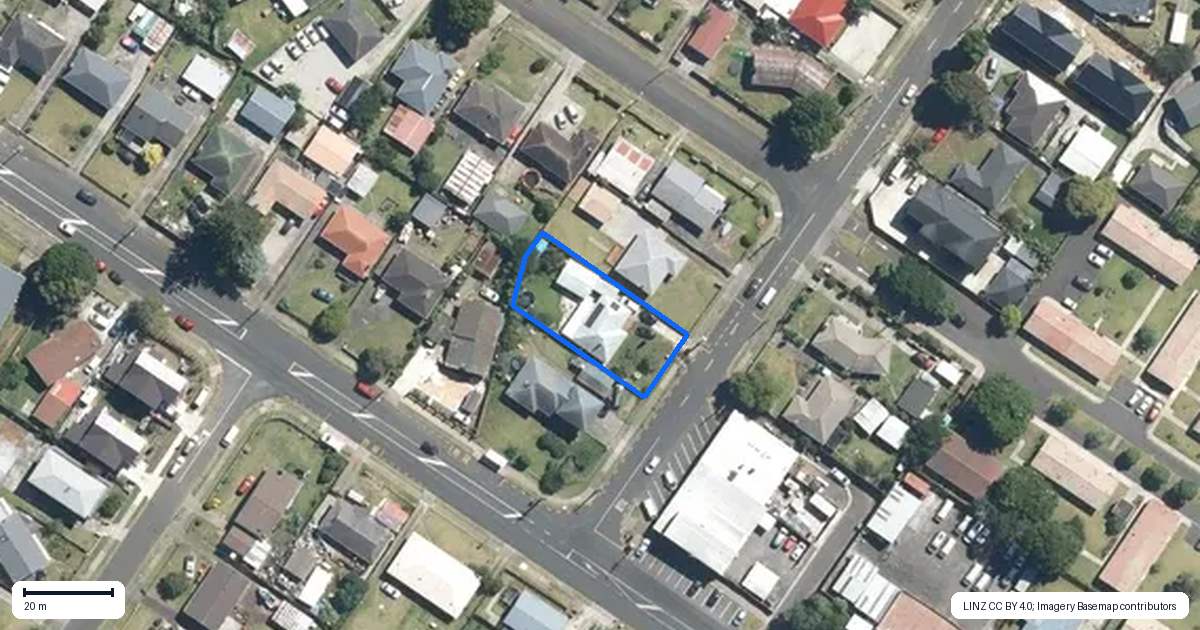 Property context map for 4 Ashley Avenue, Mangere East, Auckland
