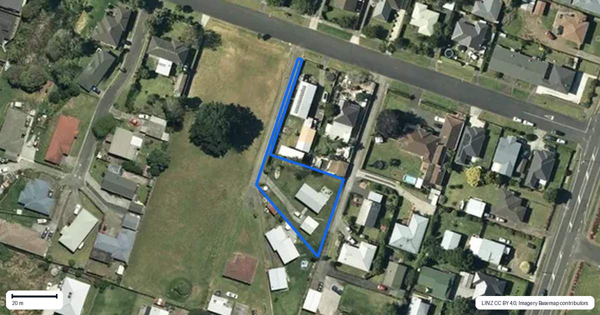 Property context map for 13 Gibson Road, Tuakau