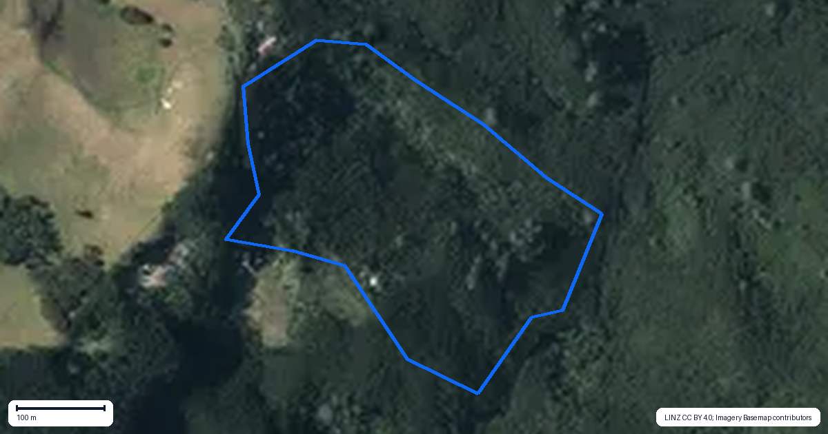 Property context map for 175 Orapiu Road, Waiheke Island