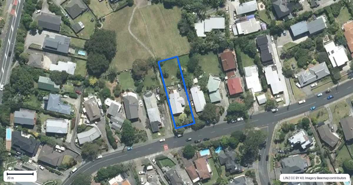 Property context map for 71 Knights Road, Rothesay Bay, Auckland
