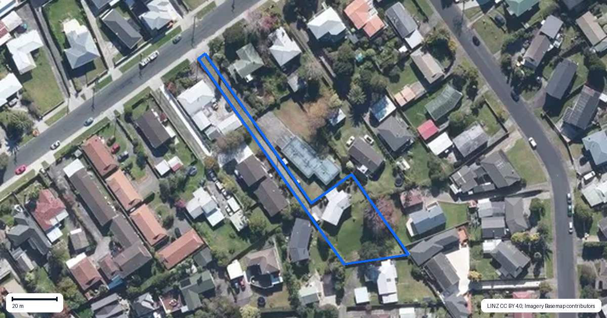 Property context map for 25 Roberts Road, Te Atatu South, Auckland