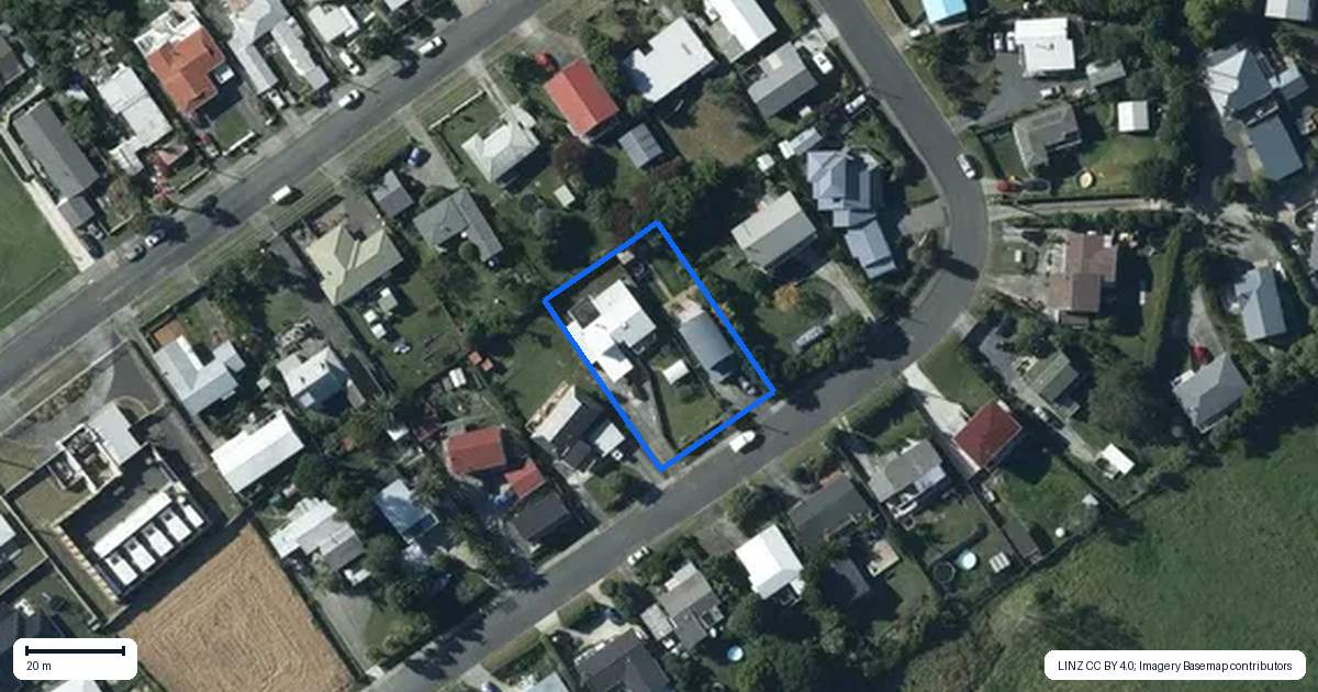 Property context map for 8 Brigitte View, Snells Beach