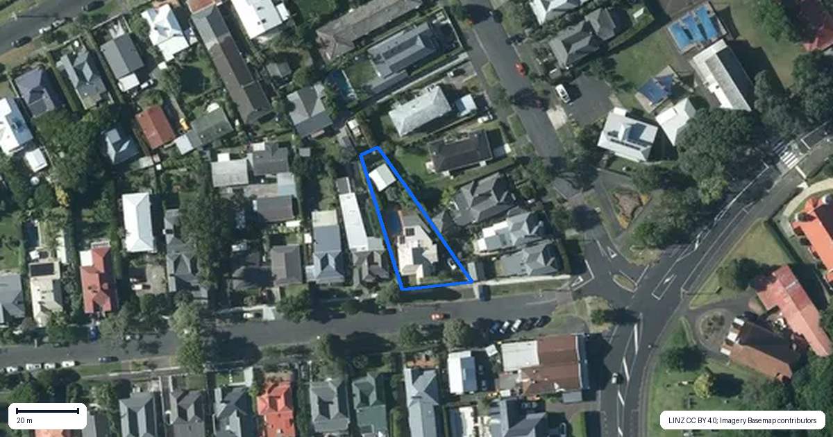Property context map for 2 Ewen Alison Avenue, Devonport, Auckland