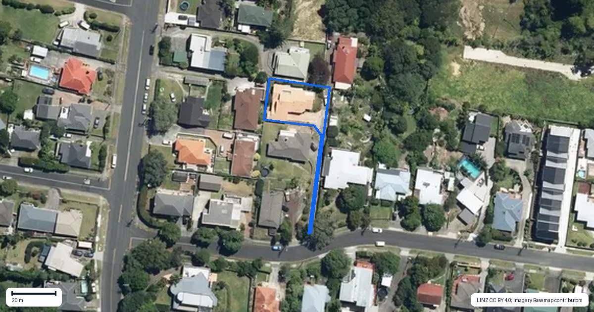 Property context map for 2C Roland Hill, Glen Eden, Auckland