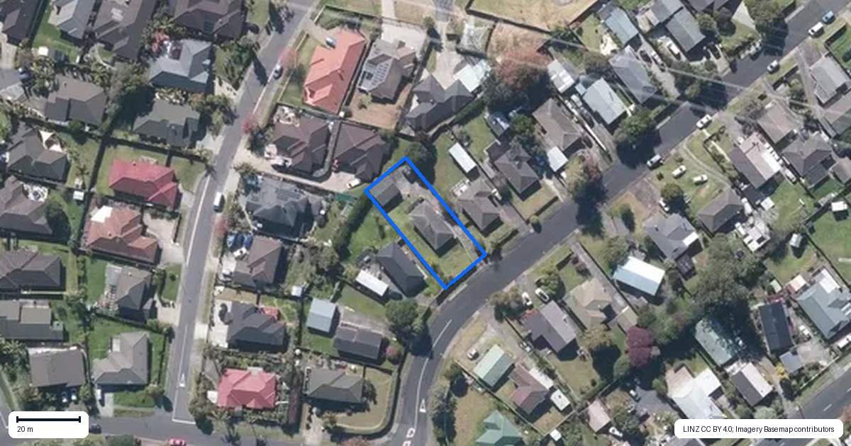 Property context map for 16 Arlette Place, Massey, Auckland