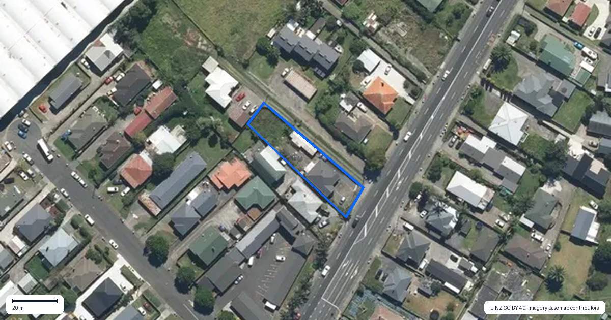 Property context map for 127 Mangere Road, Otahuhu, Auckland
