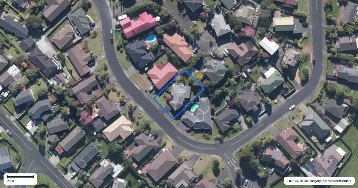 Property context map for 32 Vintage Drive, Henderson, Auckland