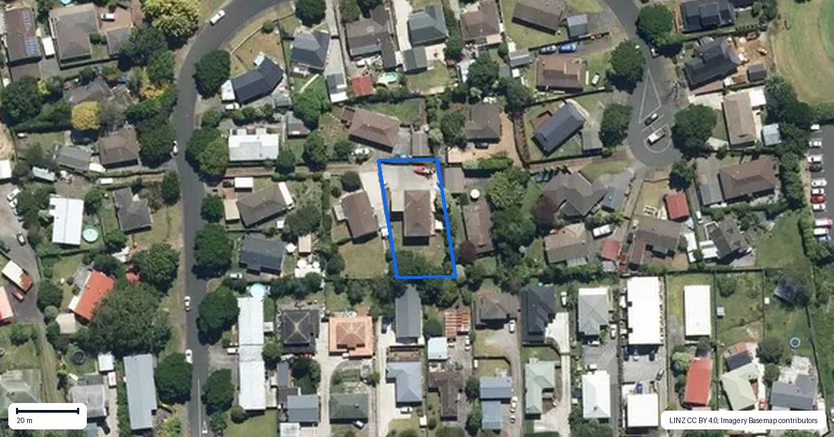 Property context map for 9 Redlands Grove, Swanson, Auckland