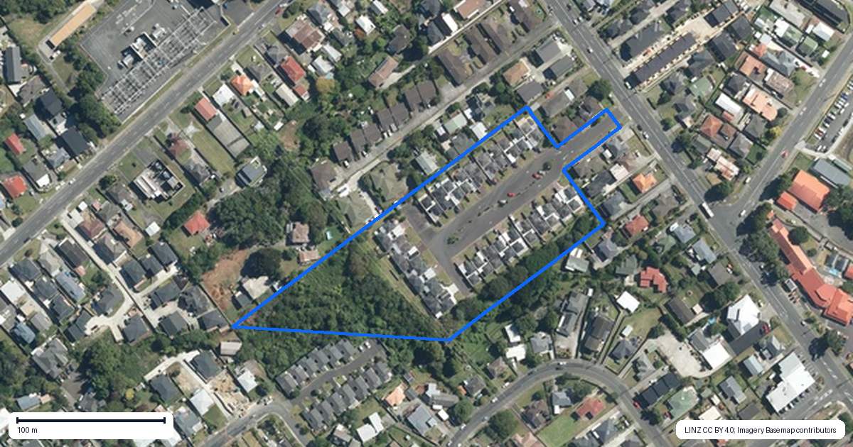 Property context map for 9 McAlister Place, Mount Roskill, Auckland