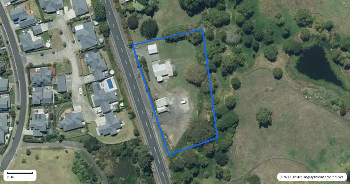 Property context map for 35 Peak Road, Kaukapakapa