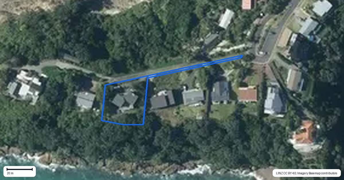 Property context map for 62 Kennedy Point Road, Surfdale, Waiheke Island