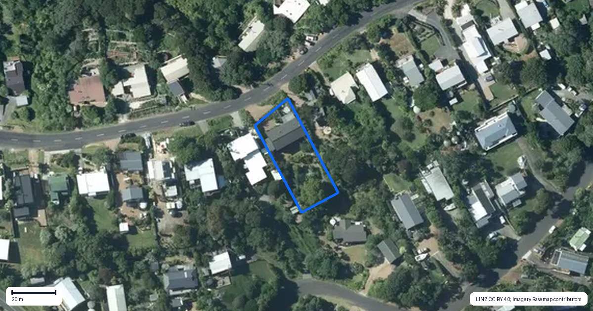 Property context map for 21 Hauraki Road, Oneroa, Waiheke Island