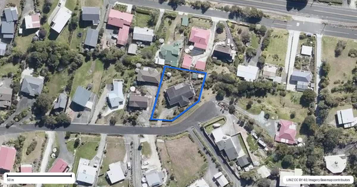 Property context map for 28 Seaview Road, Cable Bay