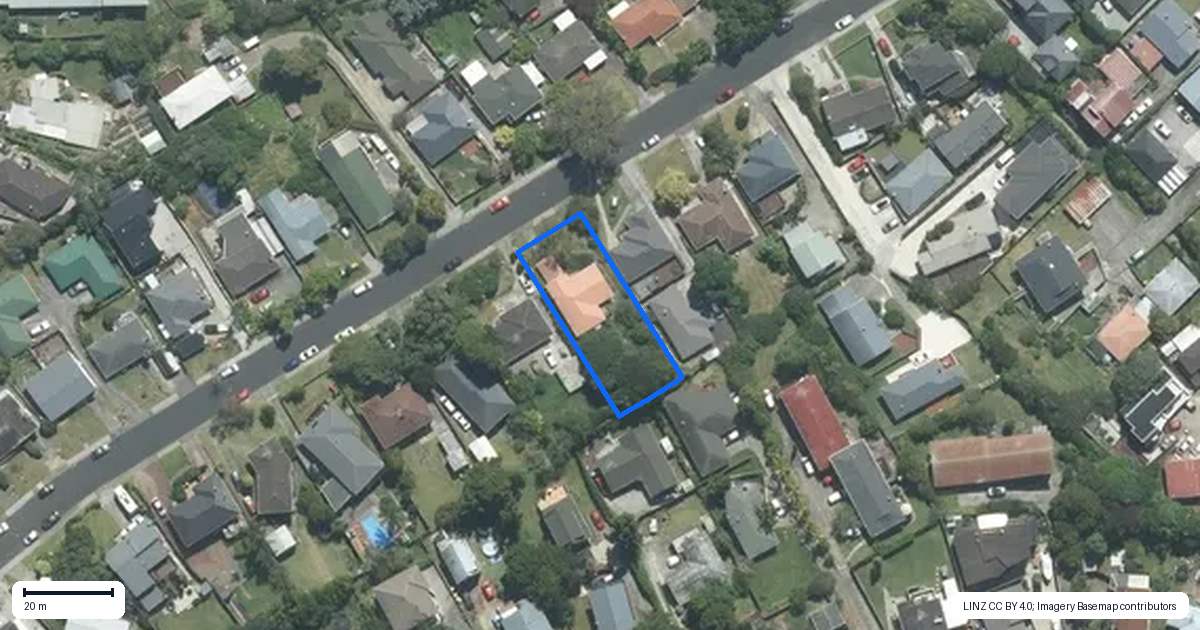 Property context map for 71 Marlborough Avenue, Glenfield, Auckland