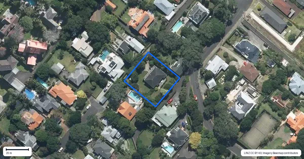 Property context map for 11A Summit Drive, Mount Albert, Auckland