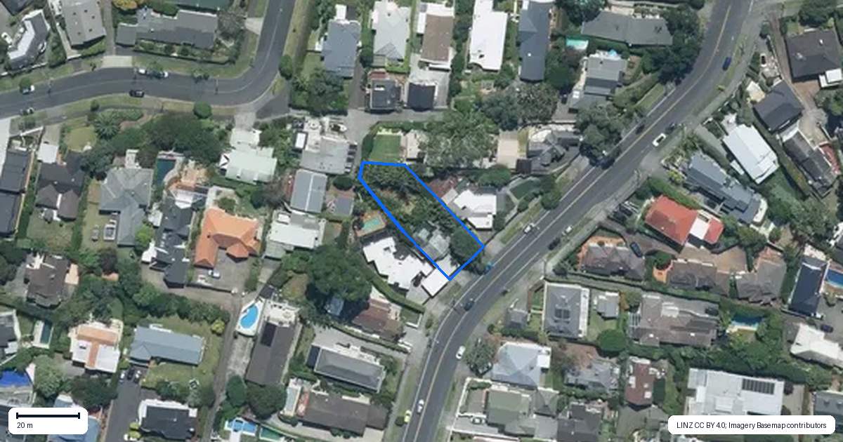 Property context map for 104 Orakei Road, Remuera, Auckland