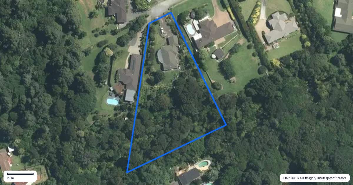 Property context map for 13 Tanah Merah Drive, Papakura