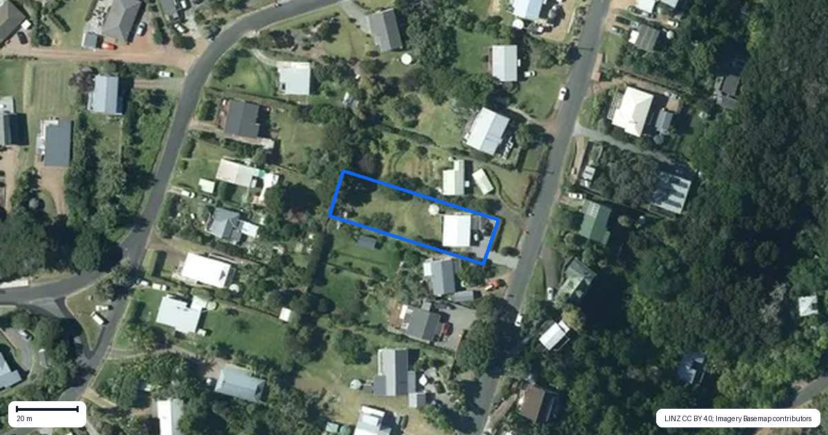 Property context map for 29 Wellington Road, Surfdale, Waiheke Island