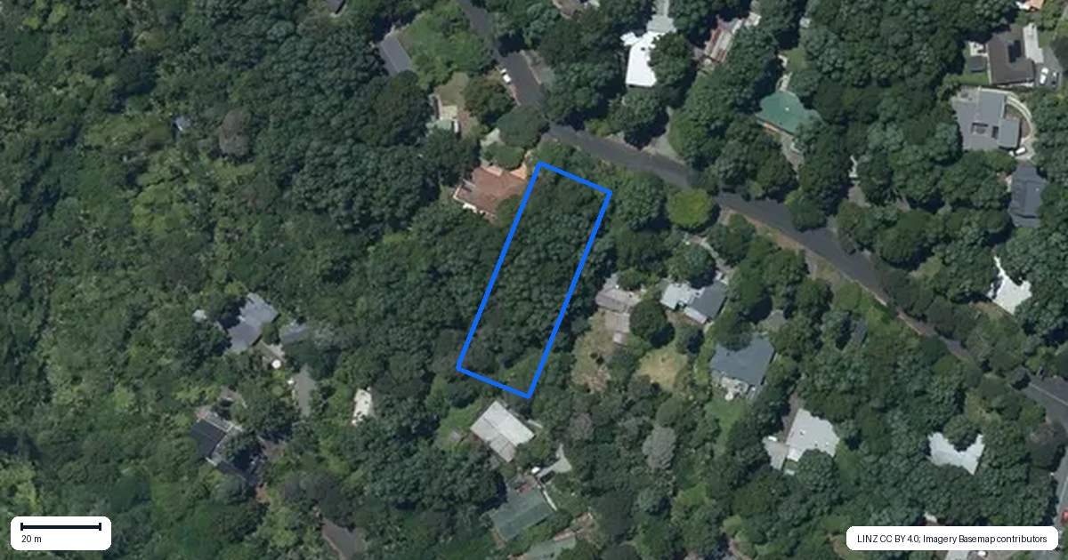 Property context map for 29 Ngaio Road, Titirangi, Auckland