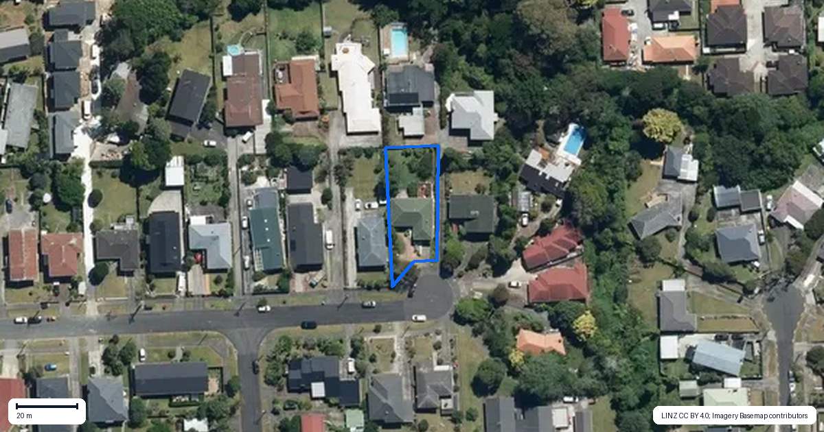 Property context map for 42 MacLaurin Street, Blockhouse Bay, Auckland