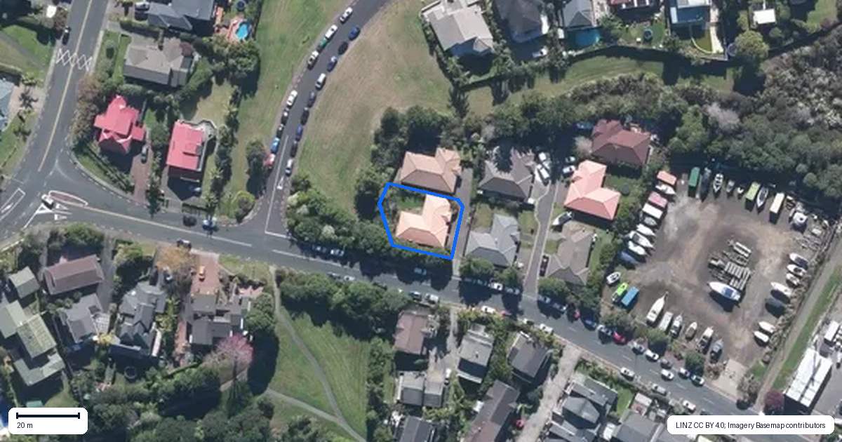 Property context map for 6A Clearwater Cove, West Harbour, Auckland