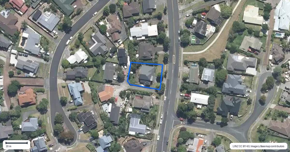 Property context map for 30 Unsworth Drive, Unsworth Heights, Auckland