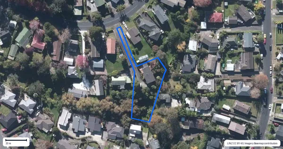 Property context map for 109 Kemp Road, Massey, Auckland