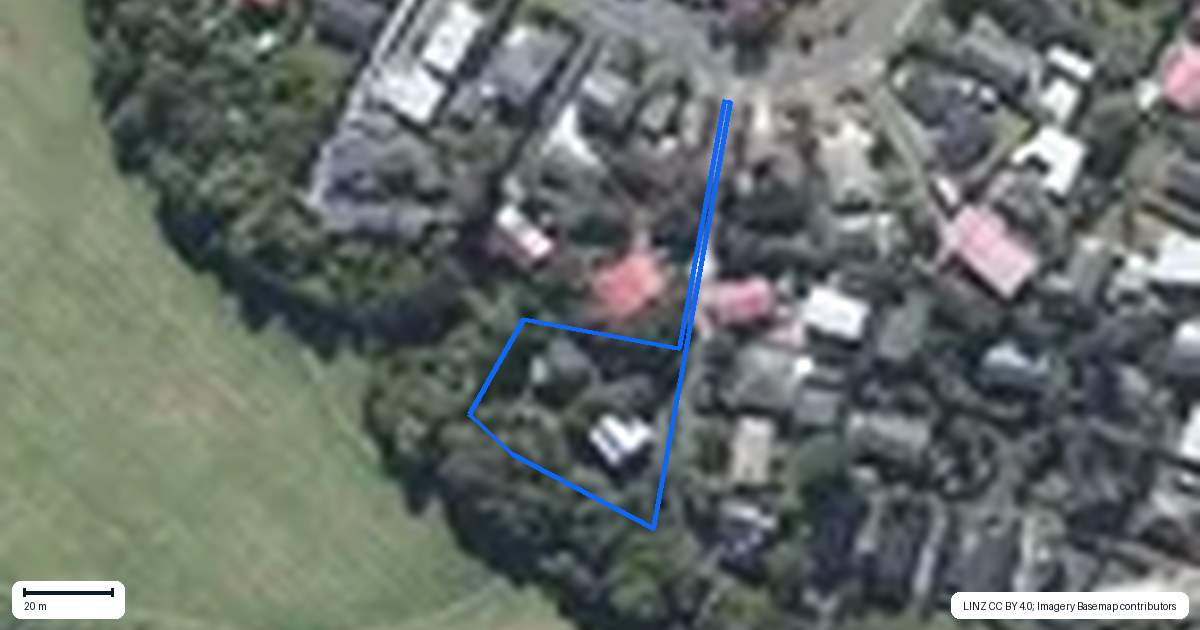 Property context map for 41 Taioma Crescent, Te Atatu Peninsula, Auckland