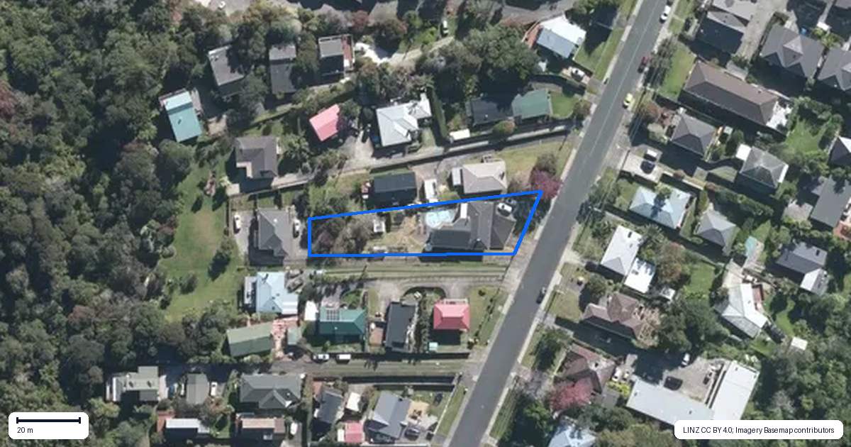 Property context map for 24 Verbena Road, Birkdale, Auckland
