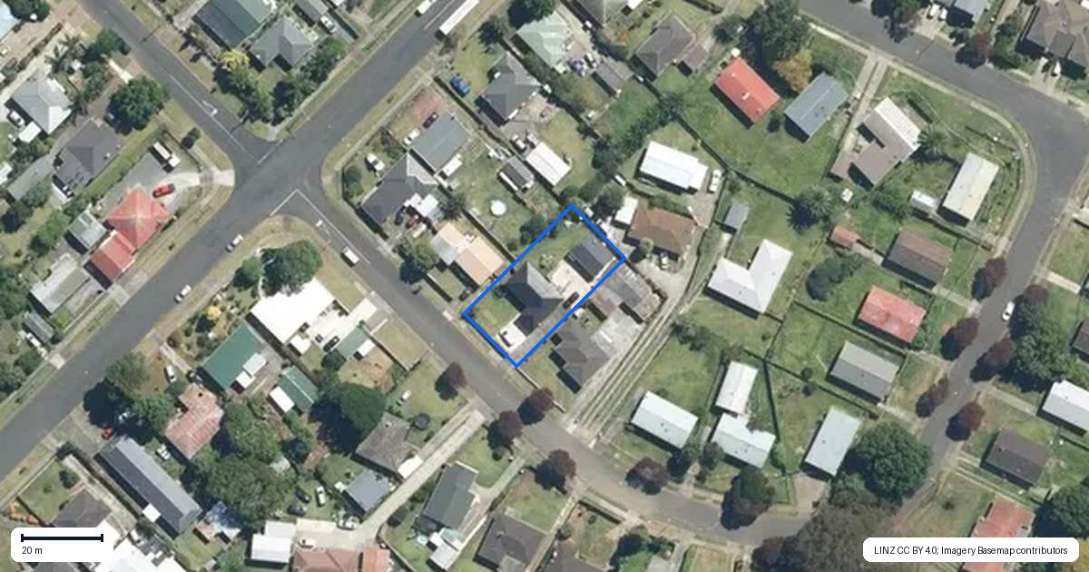 Property context map for 29 Lavinia Crescent, Mangere East, Auckland