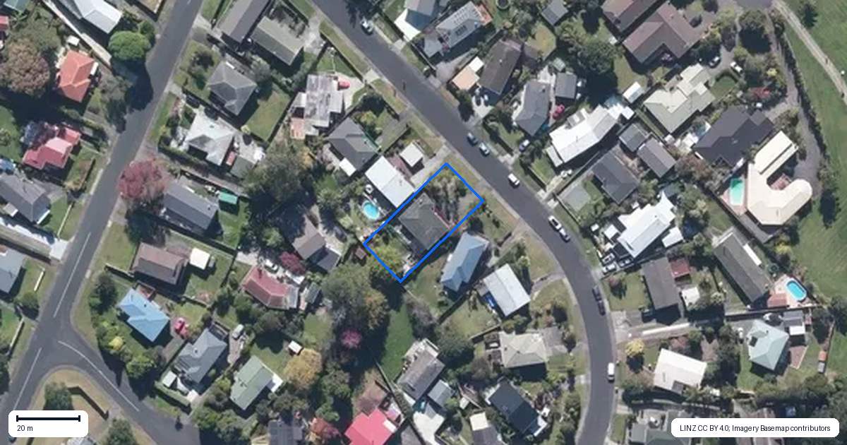 Property context map for 27 Fitzwater Place, Henderson, Auckland