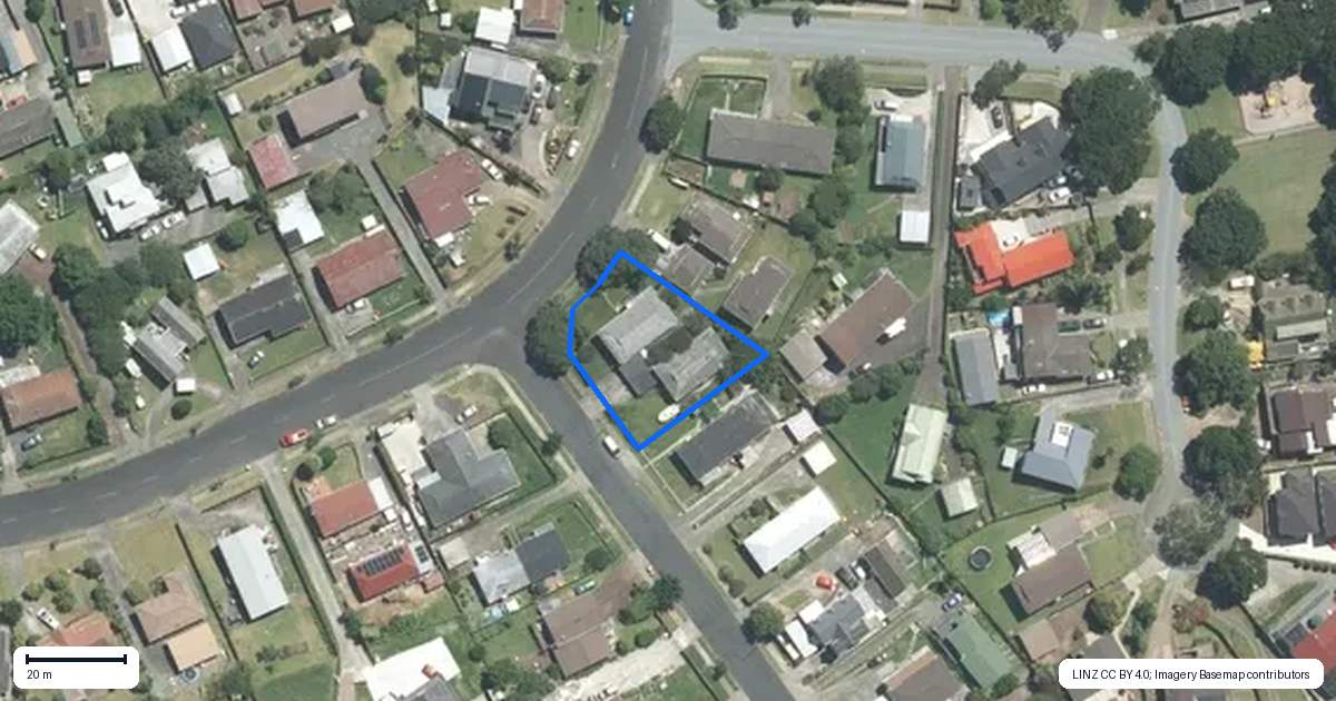 Property context map for 2 Sentosa Place, Clover Park, Auckland