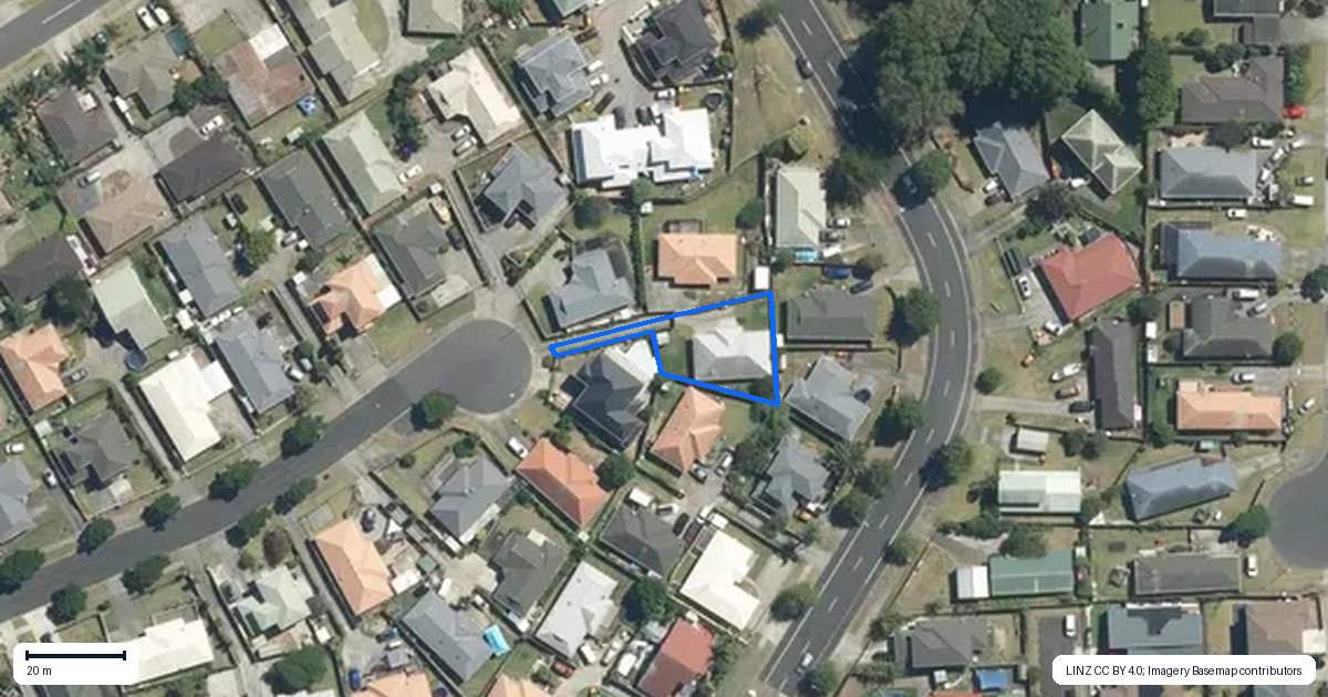 Property context map for 33 Regalwood Place, Favona, Auckland