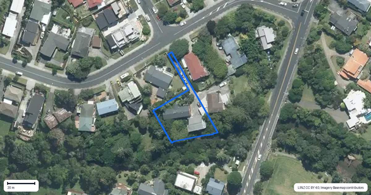Property context map for 2/10 Glamorgan Drive, Torbay, Auckland