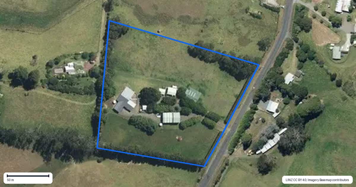 Property context map for 298 Red Hills Road, Taupaki