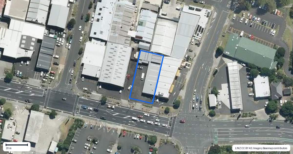 Property context map for 32 Clark Street, New Lynn, Auckland