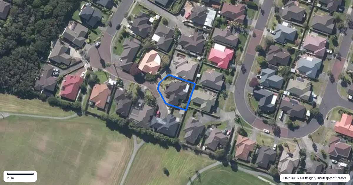 Property context map for 28 Carnelian Court, Westgate, Auckland