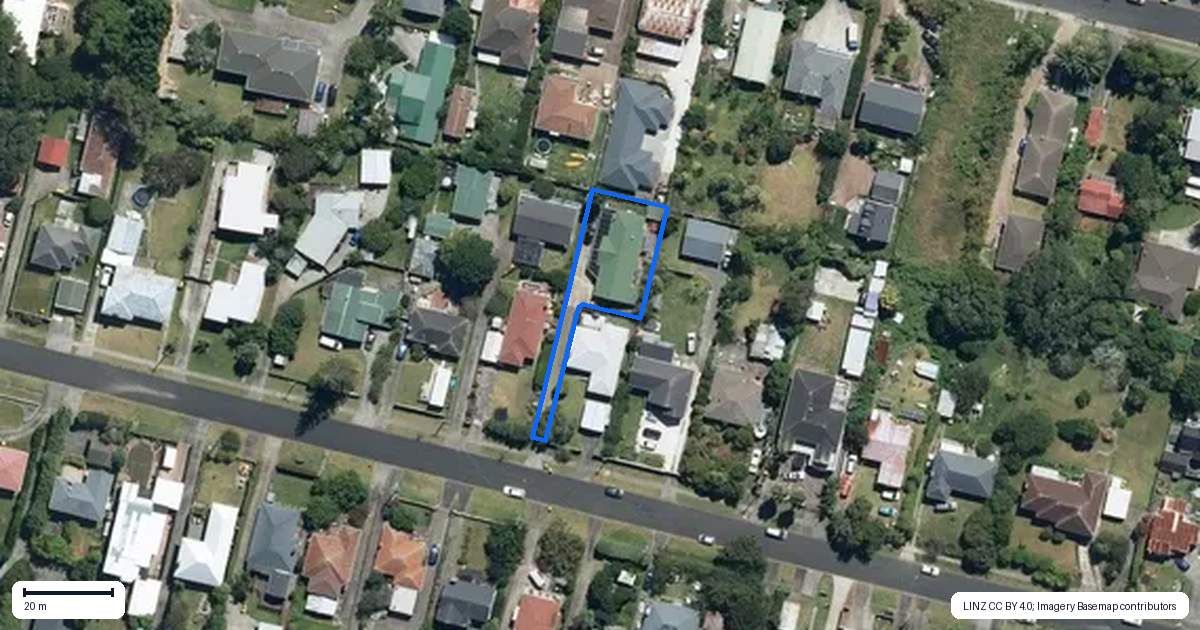 Property context map for 21A Savoy Road, Glen Eden, Auckland