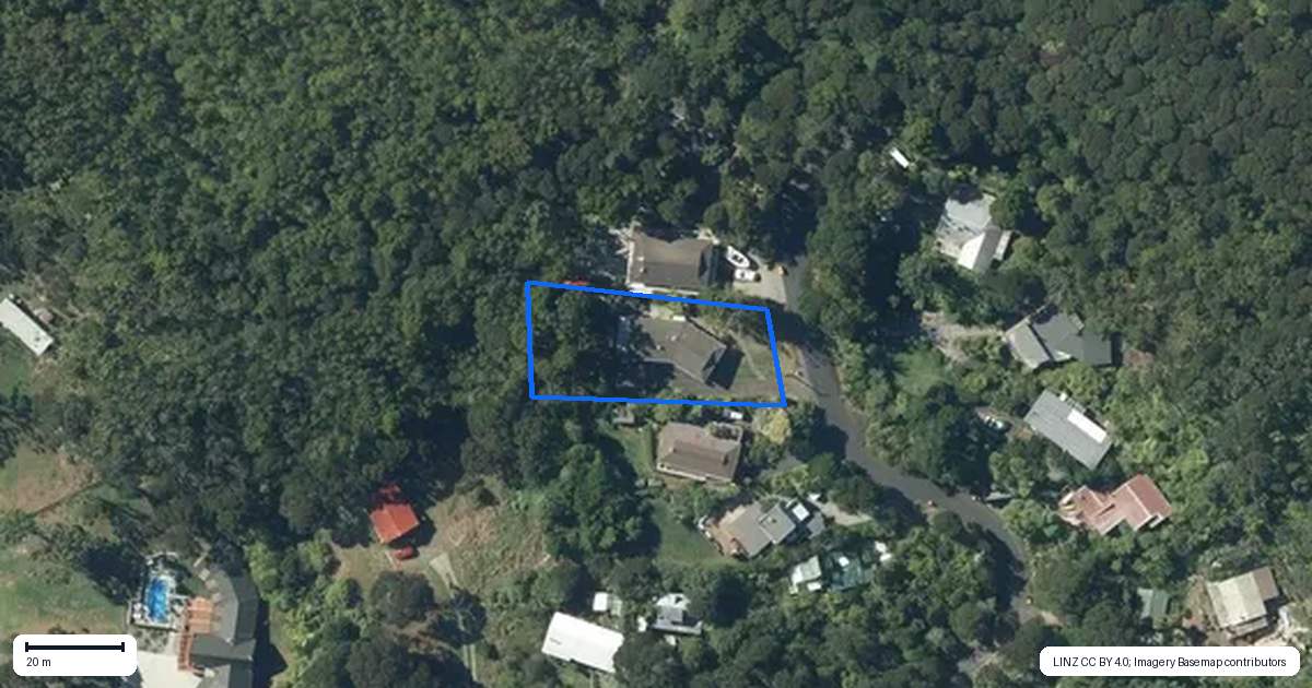 Property context map for 5 Ocean View Road, Huia, Auckland