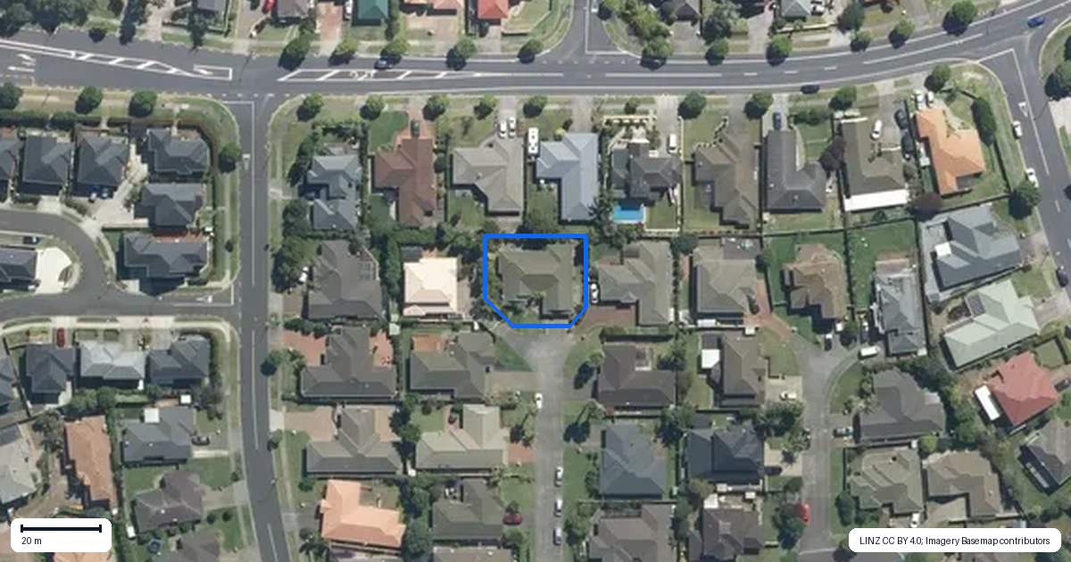 Property context map for 13 Heyington Way, East Tamaki Heights, Auckland