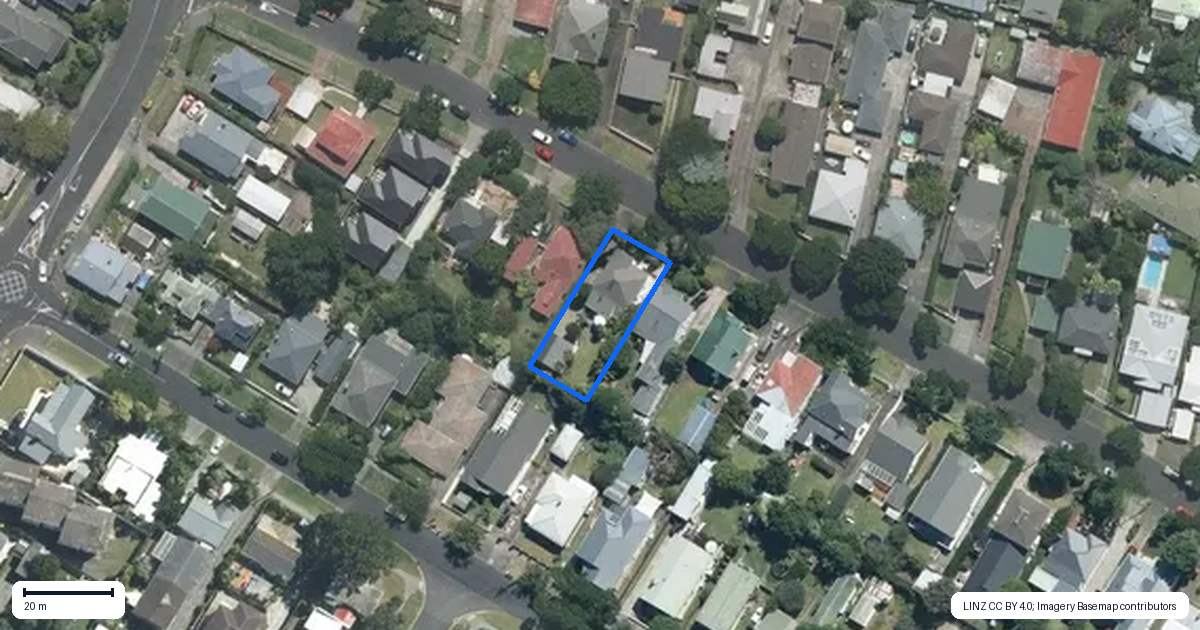 Property context map for 48 Kitchener Road, Sandringham, Auckland