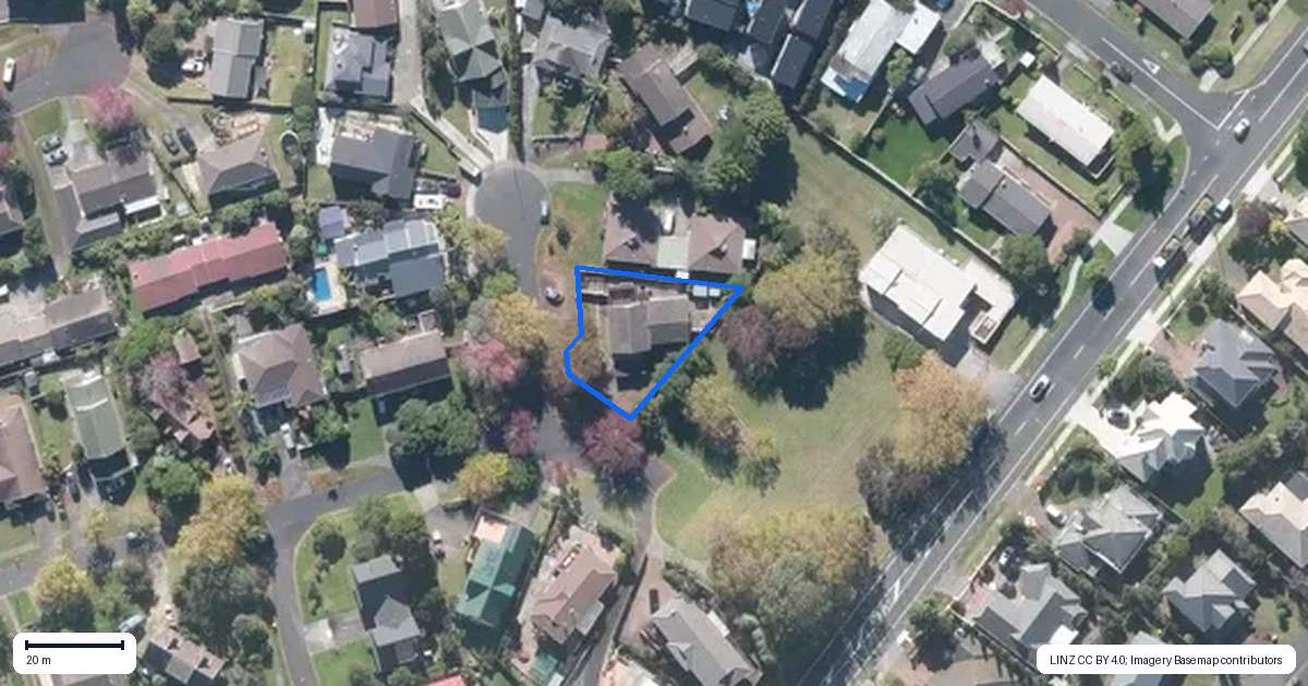 Property context map for 72 Kurnell Drive, Botany Downs, Auckland