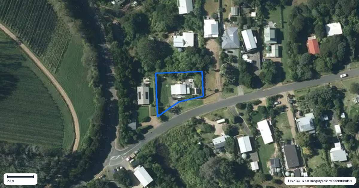 Property context map for 3 Waiata Road, Onetangi, Waiheke Island