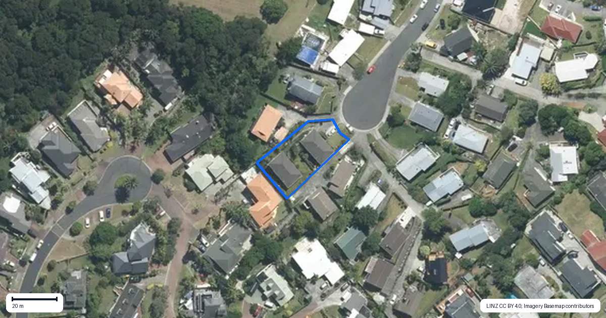 Property context map for 13B Exeter Place, Unsworth Heights, Auckland